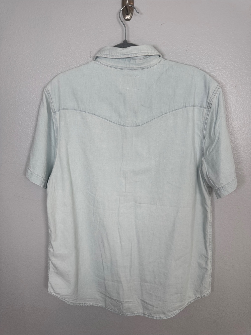 Tecovas Pale Blue Men’s Denim Short Sleeve Pearl Snap New With Tags size Large - Picture 5 of 8